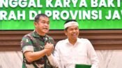 Gubernur Jabar Dedi Mulyadi dan Kepala Staf TNI AD Jenderal Maruli Simanjuntak, usai Penandatanganan Perjanjian Kerja Sama TNI AD Manunggal Karya Bakti Skala Besar Pembangunan Daerah di Provinsi Jawa Barat. (istimewa)