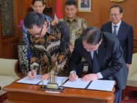 Wakil Gubernur Jabar Erwan Setiawan, melakukan pertemuan dengan Nanning Foreign Affairs Office, dilanjutkan menyaksikan penandatanganan Implementing Arrangement di bidang pendidikan di Gedung Sate. (Istimewa)