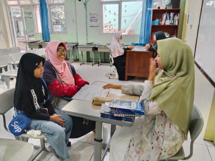 Perjalanan Nabila Sang Pejuang Ilmu yang Penuh Adab 7 WhatsApp Image 2025 06 25 at 21.45.06 1