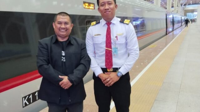 kereta cepat whoosh