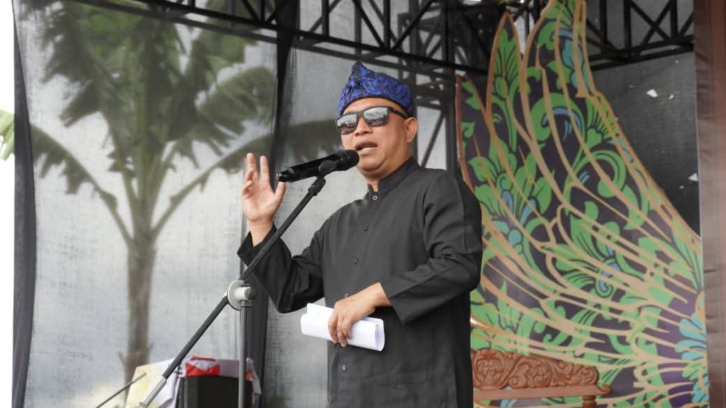 Wabup Andreas Apresiasi Budaya dan Pelestarian Lingkungan di Milangkala ke 44 Desa Sukamaju 1 IMG 20251023 WA0034