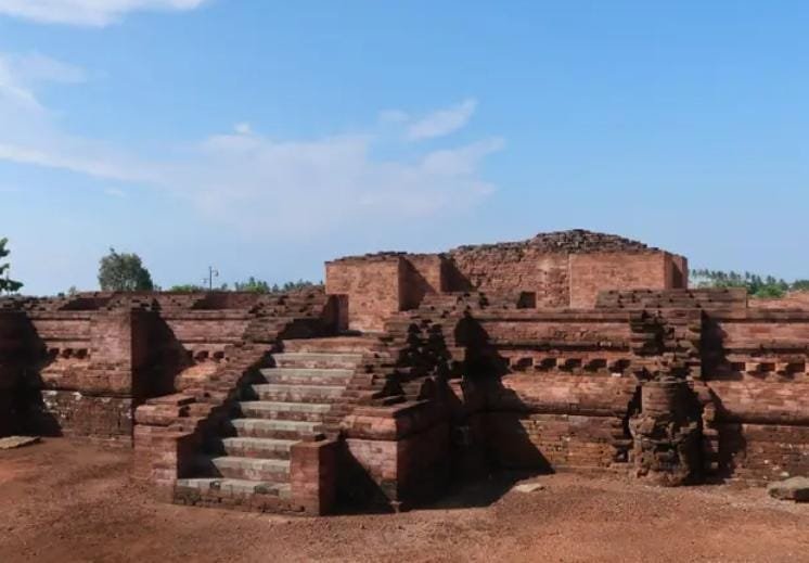 Candi Jiwa: Jejak Peradaban Tua yang Membangkitkan Misteri Tanah Karawang 1 misteri candi jiwa