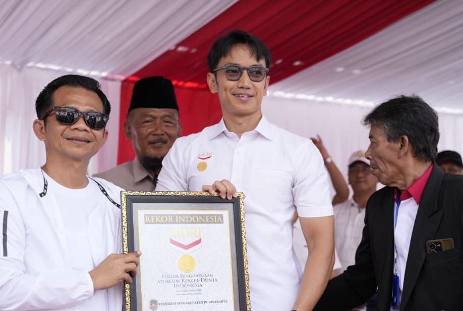 Purwakarta Pecahkan Rekor MURI Parade Drum Band Terbanyak 1 rekor muri purwakarta