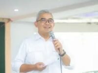 Walikota Bandung Farhan