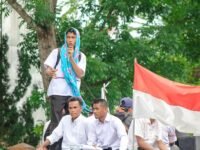 Aliansi Honorer Non Database Kabupaten Dompu menggelar aksi damai di depan Kantor DPRD dan Pemda Dompu. (Ist)