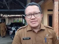 Camat Purwasari yang baru Nendi Sopandi. (Sarmin/Mediaseruni)