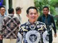 Bupati Purwakarta Om Zein ajak ASN hingga pemilik perusahaan transportasi dimutasi kendaraannya ke plat nomor Purwakarta. (Ist)