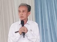 Kepala Bakesbangpol Kabupaten Karawang Drs. H. Mahpudin, M.Si. (Sarmin/Mediaseruni)