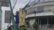 Penertiban kabel semerawut di Cikampek melibatkan Abjatel, asosiasi yang mewadahi penyedia jaringan telekomunikasi. (Asep Suherman/Mediaseruni)