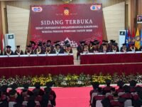 Prosesi wisuda 594 Sarjana dan Pascasarjana Universitas Singaperbangsa Karawang (Unsika). (Davi Alvaro/Mediaseruni)