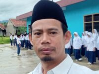 Ustadz Dadan Saepudin.