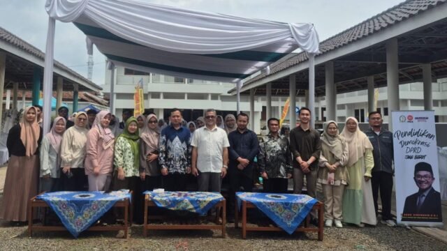 Anggota DPRD Provinsi Jawa Barat dari Fraksi PKS, H. Ahab Sihabudin usai memberikan pendidikan politik. (Chardra Permana/Mediaseruni)