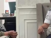 Bupati Aep Syaepuloh menerima ibu lansia yang ketakutan sama anaknya yang labil. (Ist)