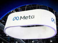 Meta berencana PHK 8.000 karyawan atau 10% tenaga kerjanya pada 20 Mei 2026, dipicu masifnya adopsi AI oleh CEO Mark Zuckerberg.