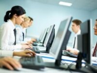 Goldman Sachs analisis data 40 tahun: pekerja yang digantikan AI alami gaji turun