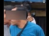 Dukun cabul Jolowos alias KS (40) tak berdaya diringkus polisi. (Ist)