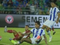Momen Ramon Tangue saat mencetak gol dalam laga Persib Bandung vs Semen Padang di pekan ke-26 BRI Super League 2025/2026. (Ist)