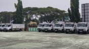 Belasan truk HINO operasional KDKMP terparkir di halaman lapangan upacara Kodim 0604/Karawang. (ist)