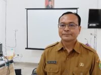 Kepala Puskesmas Purwasari Azis Silahudin. (Davi Alvaro/Mediaseruni)