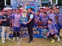 Netral FC Juara 1 Liga Jabar Istimewa Tingkat kabupaten Bandung Barat yang diselenggarakan PSSI Kabupaten Bandung Barat, Minggu, 26 April 2026, di Stadion Abipraya Rende Kecamatan Cikalong Wetan. (Dadan Saepudin/Mediaseruni)