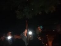 Sekelompok massa mengamuk di pondok pesantren hingga pukul dua malam. (Davi Alvaro/Mediaseruni)