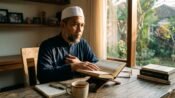 Menjelang Usia 40: Saatnya Memperbaiki Arah Hidup Menurut Petunjuk Al-Qur’an