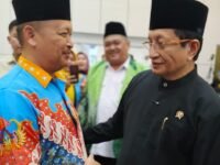 Ketum PB PGMNI H. Heri Purnama, M.Pd.I. (kiri) foto bersama Menteri Agama RI, Bapak Prof. Dr. KH. Nasaruddin Umar, M.A. (ist)