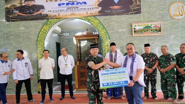 Serah Terima Bantuan Renovasi Masjid Baiturrahim Makorem 062/Tn: Danrem Ucapkan Terimakasih