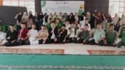 Peserta Rapat Kerja Daerah III Pemuda PUI Kabupaten Bandung Barat di Pondok Pesantren Arafah, Cililin, foto bersama usai kegiatan. (Dadan Saepudin/Mediaseruni)