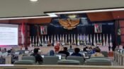 Sidang Paripurna DPRD Jabar dalam agenda penyampaian rekomendasi LKPJ Gubernur. (Iman Suryana/Mediaseruni)