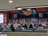 Sidang Paripurna DPRD Jabar dalam agenda penyampaian rekomendasi LKPJ Gubernur. (Iman Suryana/Mediaseruni)