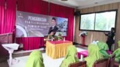 Kang HJA menyampaikan program pengawasan penyelenggaraan pemerintahan di Desa Wanakerta. (Iman Suryana/Mediaseruni)