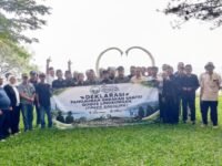 Deklarasi Pager Saguling di Kecamatan Batujajar Kabupaten Bandung Barat. (Dadan Saepudin/Mediaseruni)