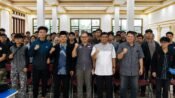 Foto bersama anggota DPRD provinsi Jawa H Tedi Rusmawan bersama Ketua DPD PKS Kota Cimahi. (Candra Permana/mediaseruni)