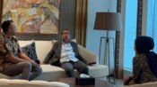 Ketua Komisi III DPRD Jabar H. Jajang Rohana kunjungan kerja ke bank bjb pusat. (Chandra Permana/Mediaseruni)