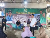 H. Jenal Aripin menggelar kegiatan pengawasan penyelenggaraan pemerintahan di Kelurahan Adiarsa, Kabupaten Karawang. (Iman Suryana/Mediaseruni)