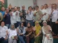 Foto bersama usai rapat Program Kerja dan Persiapan Rakernas II MIO IndonesiaTahun 2026. Tampak Ketum AYS Prayogie (empat kanan). (Dok Humas MIO Indonesia)