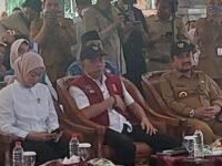 Apel Pengukuhan dan Simulasi SOP Kampung Siaga Bencana Desa Penakir Disertai Bakti Sosial Kemensos RI