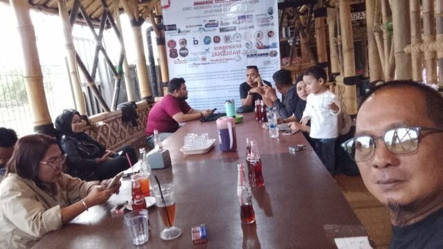 Rapat konsolidasi MIO Indonesia PD Sukabumi, membahas penyegaran dan pemantapan struktur organisasi. (Humas MIO Sukabumi)