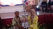 UNP Juara Lomba Karya Tulis Mahasiswa SELA BKS PTN Barat Lewat Program Pemulihan Trauma Anak Korban Galodo