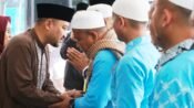 Tangis Haru Sambut Jemaah Haji Pemalang Pulang, Bupati Anom: Semoga Menjadi Haji Mabrur