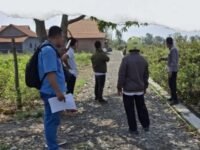 Tim Kecamatan Ulujami Turun Langsung! Dana Desa Kertosari Tahap I 2026 Diperiksa, Camat Waluyo Tegaskan Transparansi dan Akuntabilitas