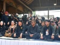Ribuan Warga Ramaikan Puncak Seren Taun ke 447, Asep Japar: Benteng Ketahanan Pangan dan Pelestarian Budaya