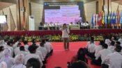 PKKMB Unsika Hadirkan Wamen Stella Christie, Soroti Peran AI bagi SDM
