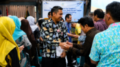 130 ASN Pemalang Resmi Masuki Masa Purna Tugas, Pemkab Serahkan SK Lebih Awal, Bupati Anom: Pengabdian Tak Berakhir Saat Pensiun