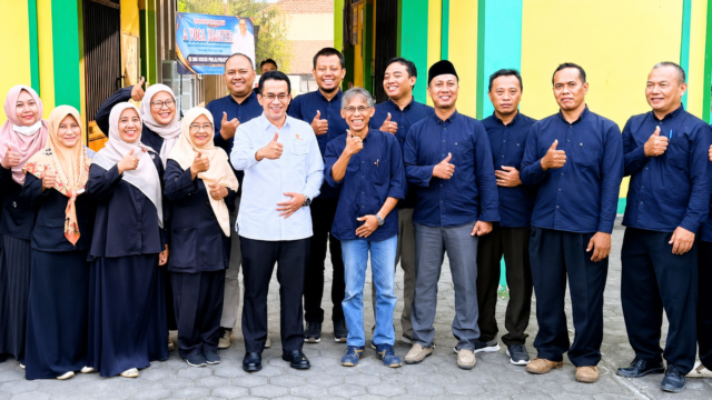 Rizal Bawazier Turun Langsung Serap Aspirasi Guru SMK Dwija Praja Pekalongan