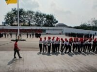 Capaska Karawang latihan di Lapangan Karangpawitan mempersiapkan diri menyambut BUT Kemerdekaan ke-81. (Damara Ichsan/Mediaseruni)