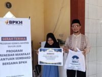 BPKH dan Rumah Zakat Salurkan Sembako untuk Warga Dhuafa KBB