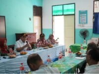 Cegah Terulang, Plt Bupati Nurkholes Perintahkan Penguatan Pengawasan & Pemasangan CCTV di Seluruh Sekolah