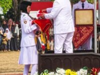 Plt Bupati Nurkholes: Penghargaan dan Bantuan di HUT ke-81 RI, Bukti Nyata Negara Hadir untuk Rakyat Pemalang